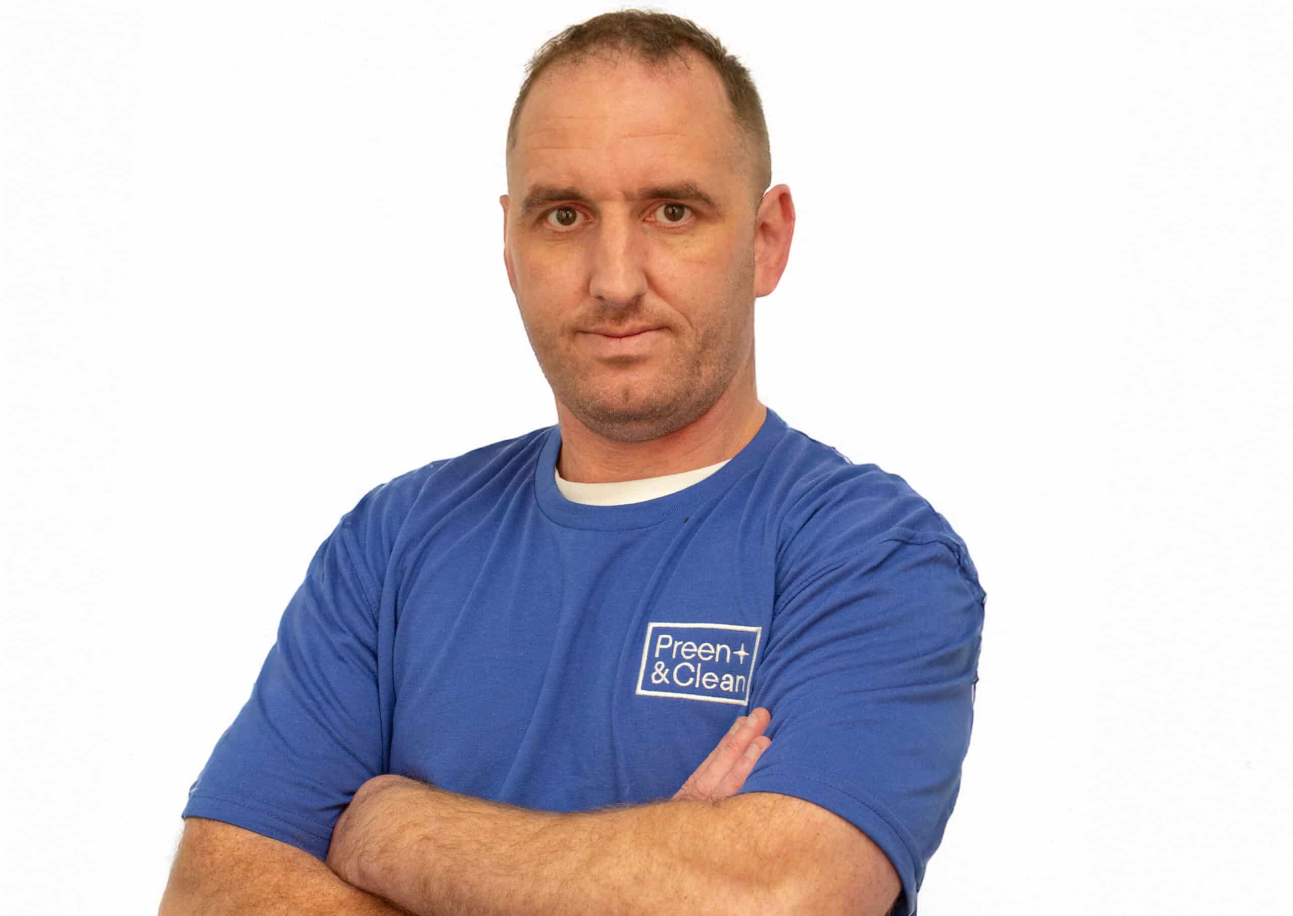 Headshot of Kyle Thomas